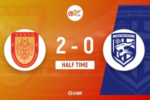 kaiyun平台-半场-陈纯新破门张志雄建功方镜淇黄油手 重庆铜梁龙2-0武汉三镇