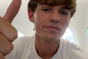 kaiyun平台-头部碰撞后被送医院检查，尼科-帕斯社媒报平安：一切完美